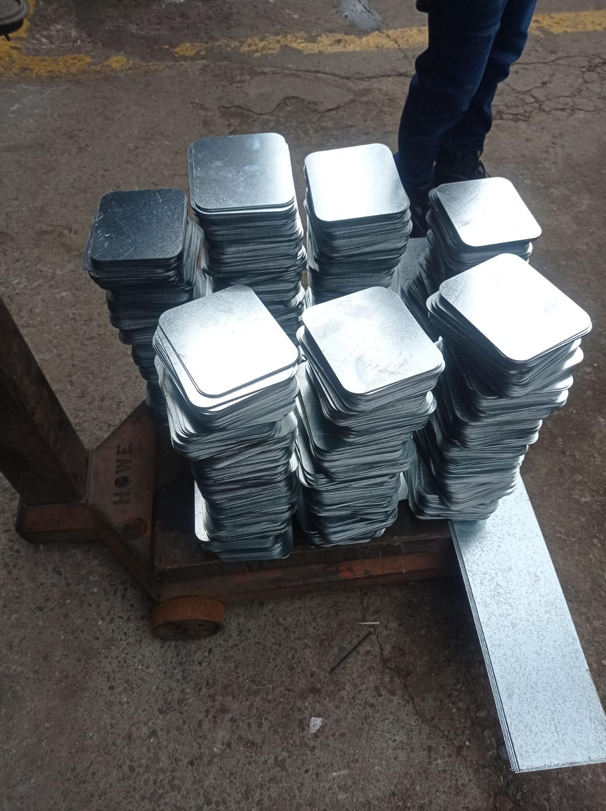 FABRICACION DE PLATINA EN LASER